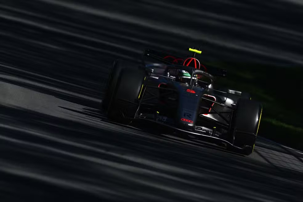 Gabriel Bortoleto durante a classificação sprint para o GP do Canadá — Foto: Clive Mason/Getty Images