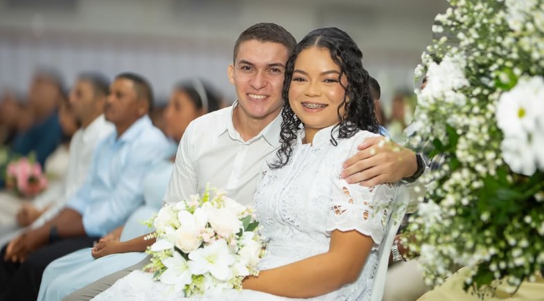 Casamento Comunitário reúne casais em cerimônia emocionante em Parnaíba