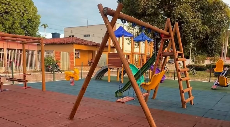 Cocal de Telha amplia áreas de convivência com nova Brinquedopraça