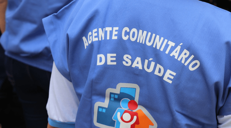 Prefeitura de Monsenhor Gil entrega kits de trabalho para agentes de saúde e endemias