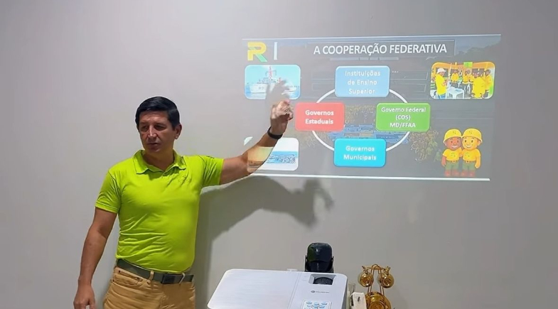 Prefeitura de Cocal de Telha realiza reunião sobre implantação do Projeto Rondon no município