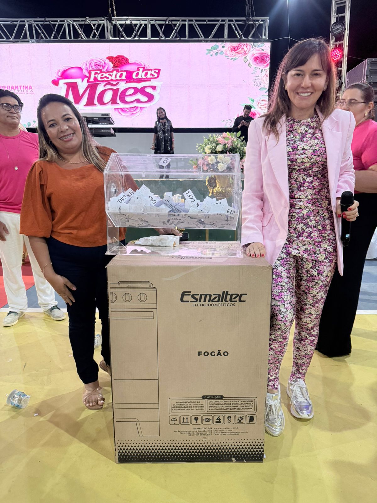 Prefeitura de Esperantina celebra Dia das Mães com festa e sorteio de prêmios - Divulgação/ASCOMPrefeitura de Esperantina celebra Dia das Mães com festa e sorteio de prêmios - Divulgação/ASCOM