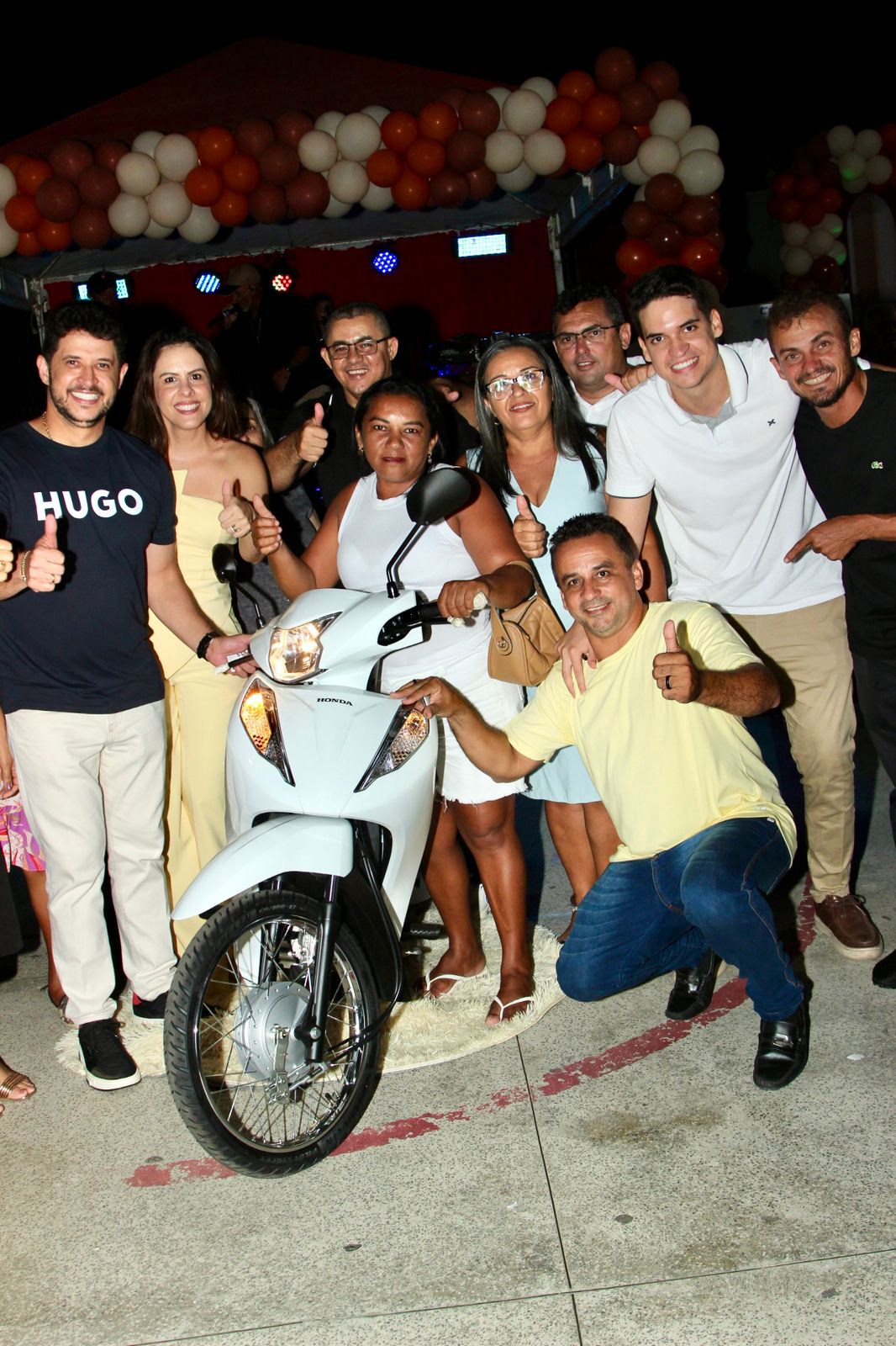 Hugo Napoleão promove grande festa em homenagem às mães com sorteio de uma Honda Biz 0km - Divulgação/ASCOMHugo Napoleão promove grande festa em homenagem às mães com sorteio de uma Honda Biz 0km - Divulgação/ASCOM