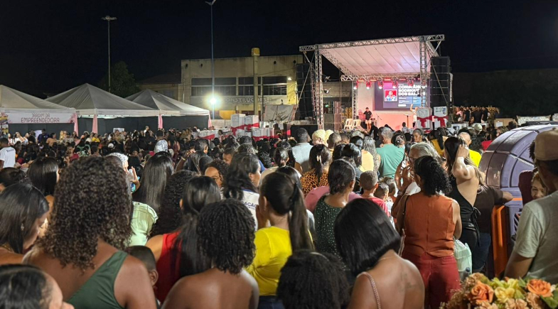 Regeneração promove grande festa em homenagem às mães e reúne mais de 5 mil pessoas