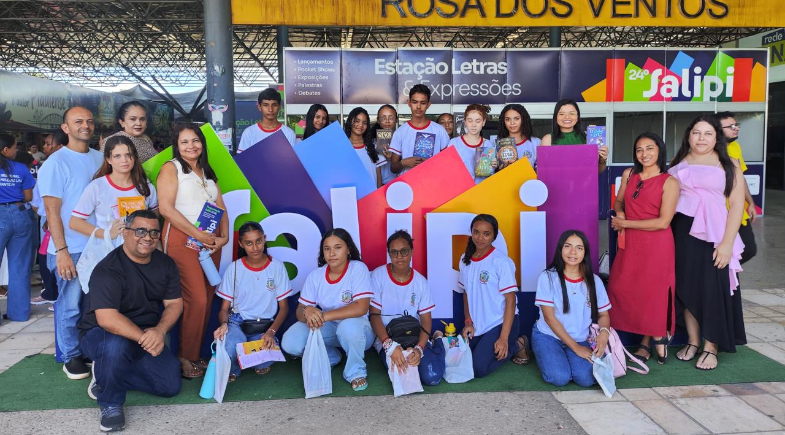 Alunos de Pau D’Arco do Piauí participam da 24ª edição do SALIPI em Teresina