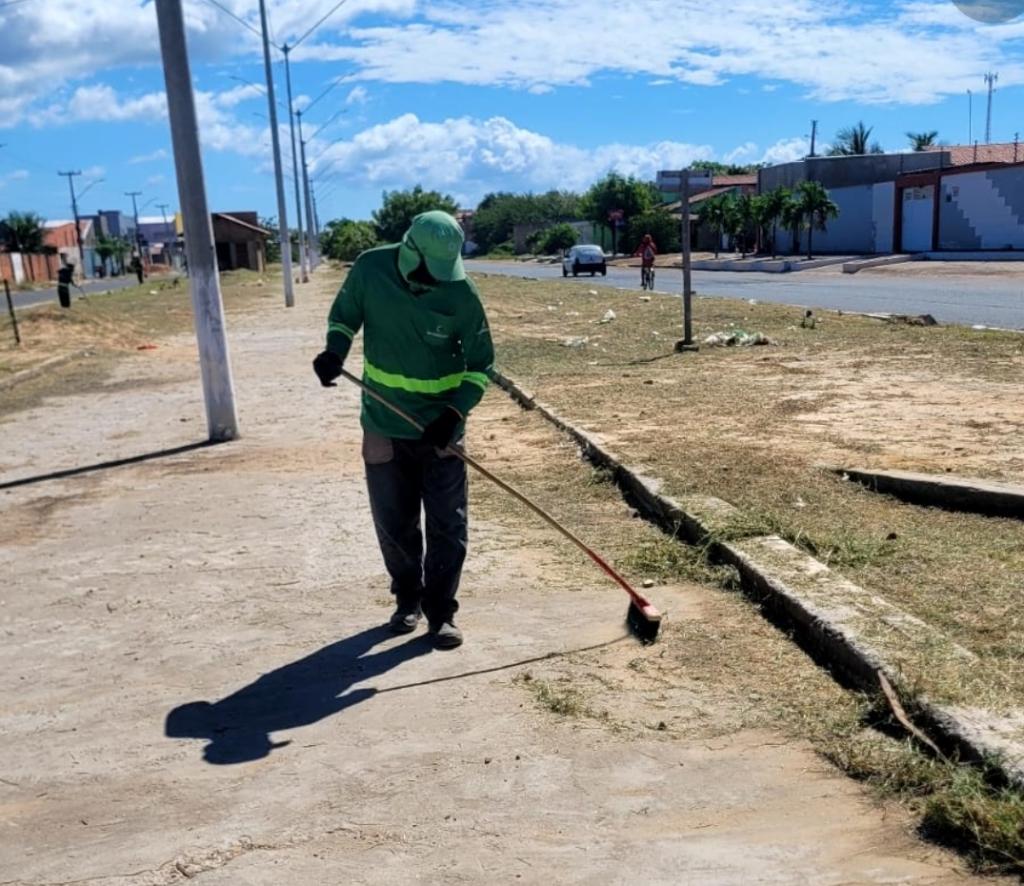 Parnaíba intensifica mutirões de limpeza urbana - Divulgação/ASCOMParnaíba intensifica mutirões de limpeza urbana - Divulgação/ASCOM