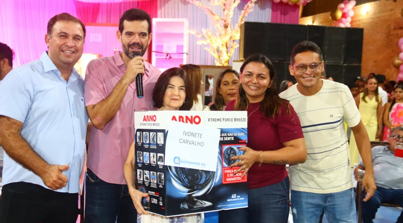 Monsenhor Gil celebra as mães com grande festa, homenagens e sorteio de moto zero quilômetro