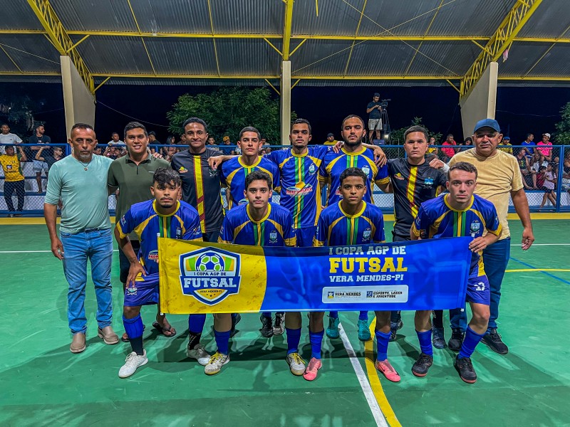 Vera Mendes abre I Copa AGP de Futsal com homenagem ao desportista Agripino Sousa Silva - Imagem 3