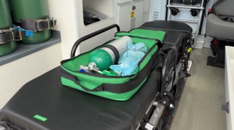 Prefeito Pedro Gomes entrega nova ambulância para reforçar a saúde de José de Freitas