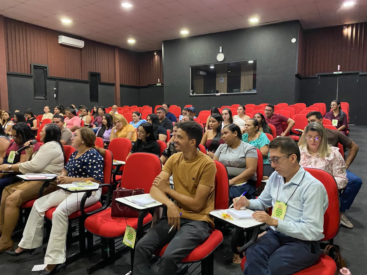 Prefeitura de São João do Arraial promove minicurso de Suporte Avançado de Vida em parceria com o COREN-PI - Imagem 4