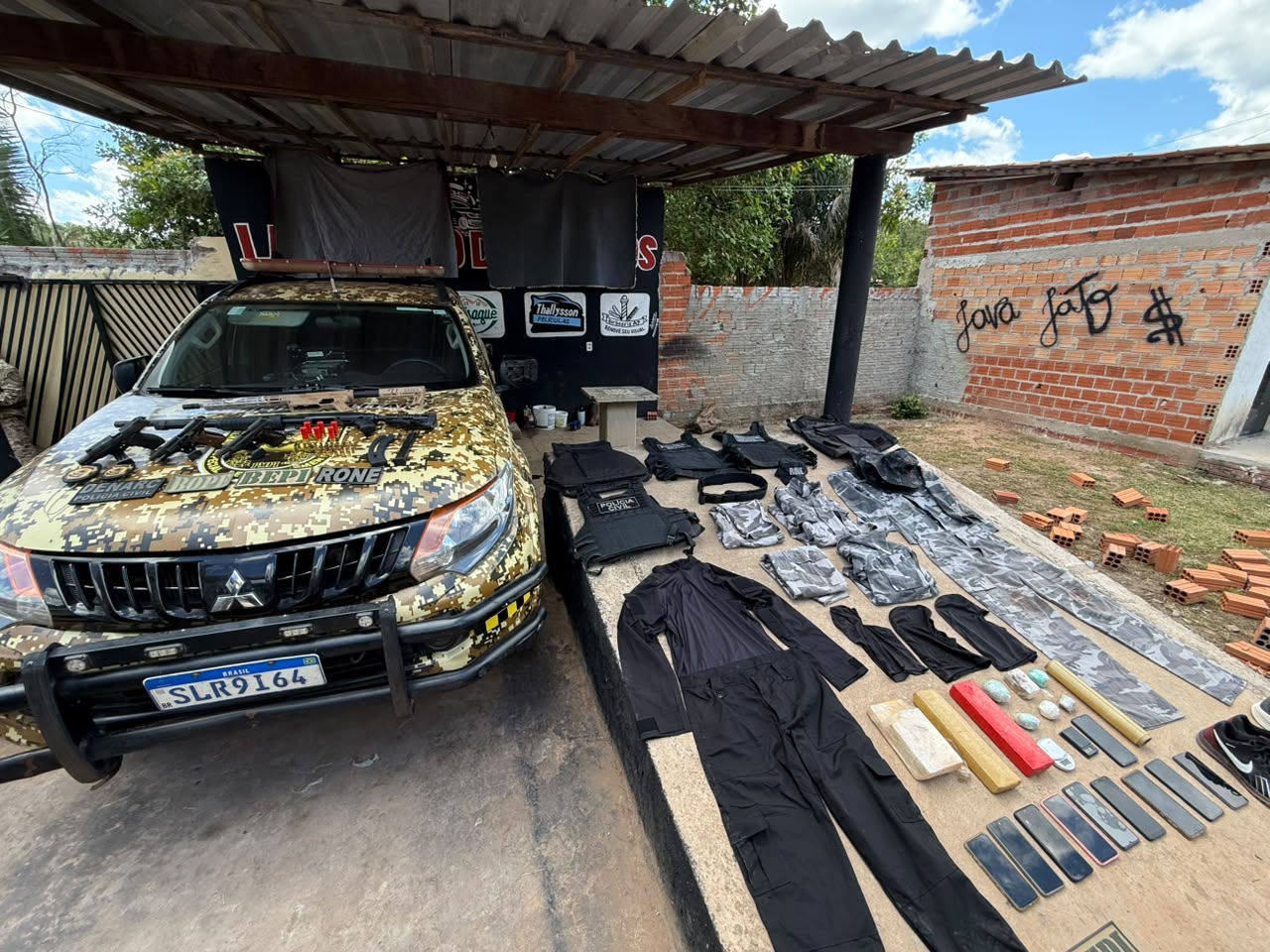 Operação integrada prende suspeitos de envolvimento em homicídio em José de Freitas; arsenal e drogas são apreendidos