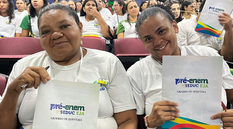 Seduc reúne mil estudantes da EJA em revisão preparatória para o Enem 2026