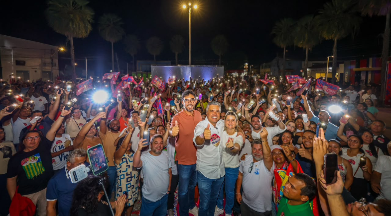 Dr. Vinicius reúne multidão na zona Sudeste de Teresina | Andressa Sipaúba