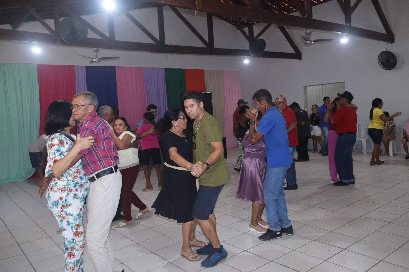 Tradição e alegria marcam mais uma edição do Forró do Conviver em Monsenhor Gil - Imagem 2