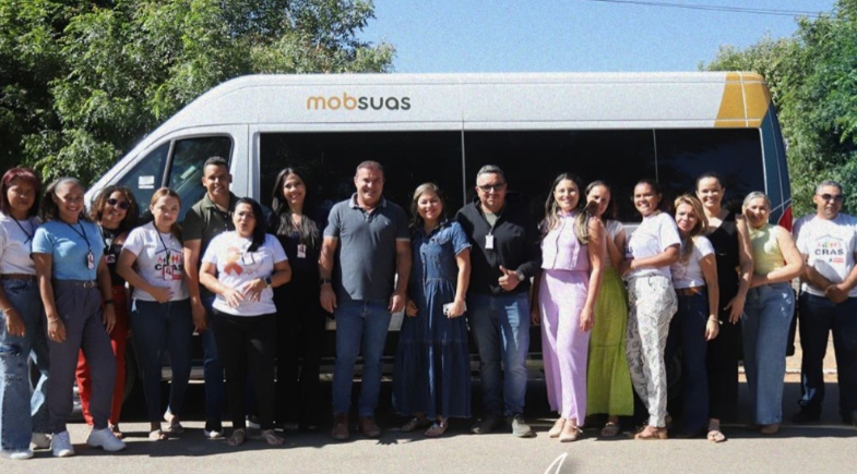 Prefeitura de Curimatá entrega nova Van do SUAS para fortalecer Assistência Social