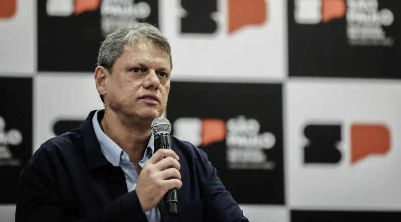 Candidato à reeleição, Tarcísio declara patrimônio de R$ 2,7 milhões ao TSE