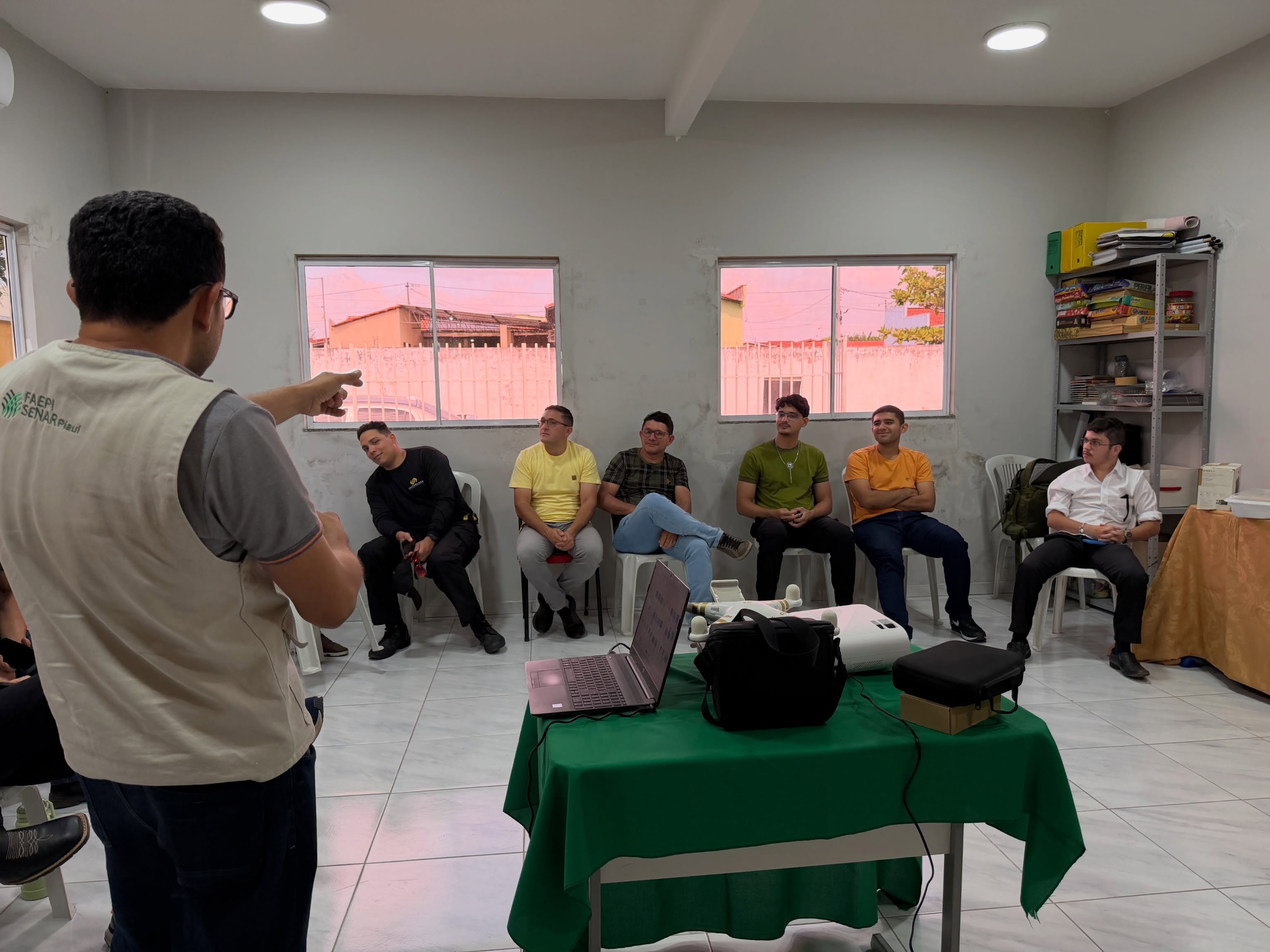 Caraúbas do Piauí conclui Curso de Operação de Drone - Imagem 1