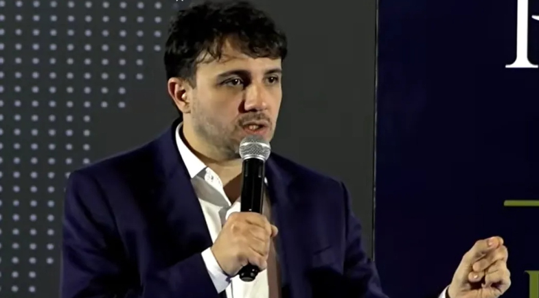 Renan Santos, candidato à Presidência em 2026 pelo Missão | YouTube