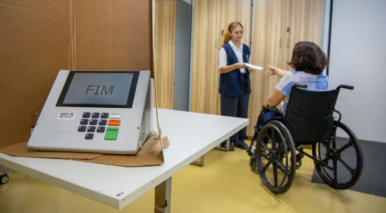 Eleições: prazo para solicitar transporte gratuito encerra na segunda-feira (14) |  Júnior Souza/TRE-AM