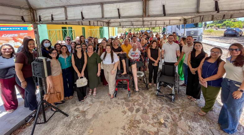Programa Passo à Frente inicia entrega de 929 equipamentos ortopédicos em Piripiri