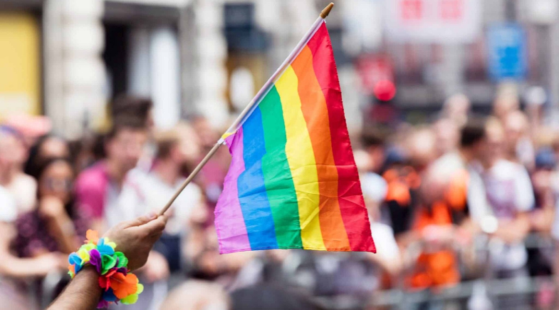 Regeneração promove roda de conversa com comunidade LGBTQIAPN+
