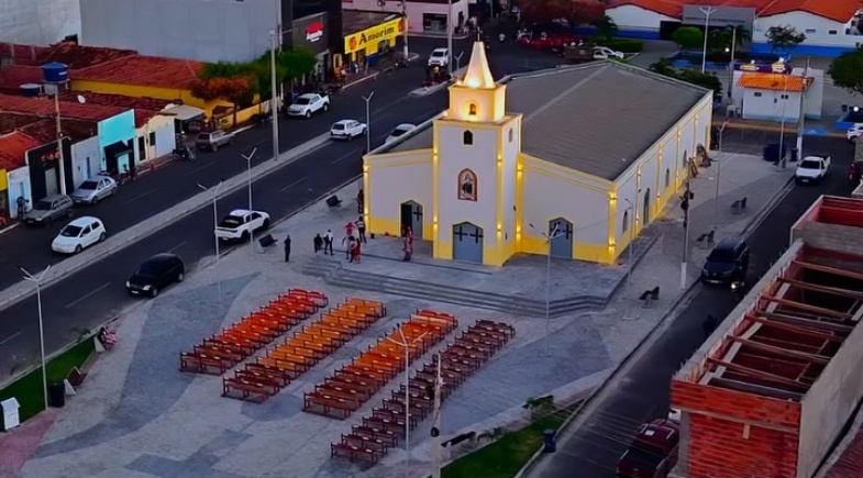 Queimada Nova entrega nova Praça Santa Teresinha à população