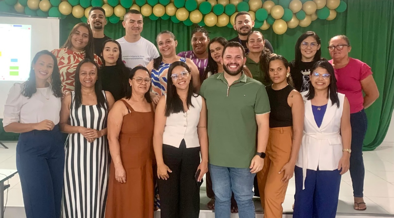 Francisco Ayres reúne rede de proteção em formação sobre escuta de crianças e adolescentes