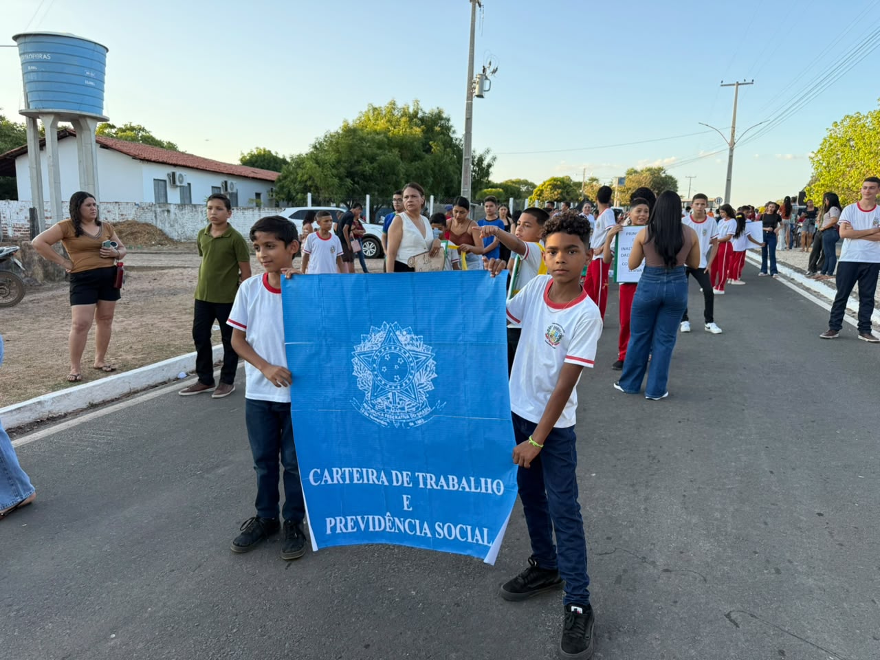Pau D’Arco do Piauí realiza tradicional Desfile de 7 de Setembro - Imagem 3