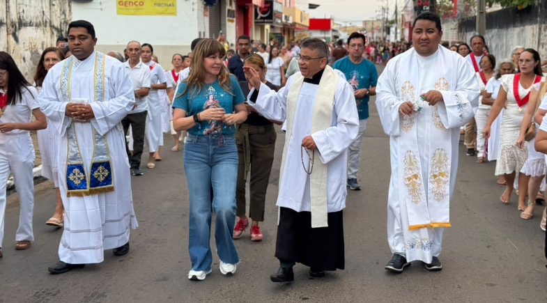 Ivanária Sampaio destaca fé e gratidão no encerramento dos festejos de Nossa Senhora da Boa Esperança 