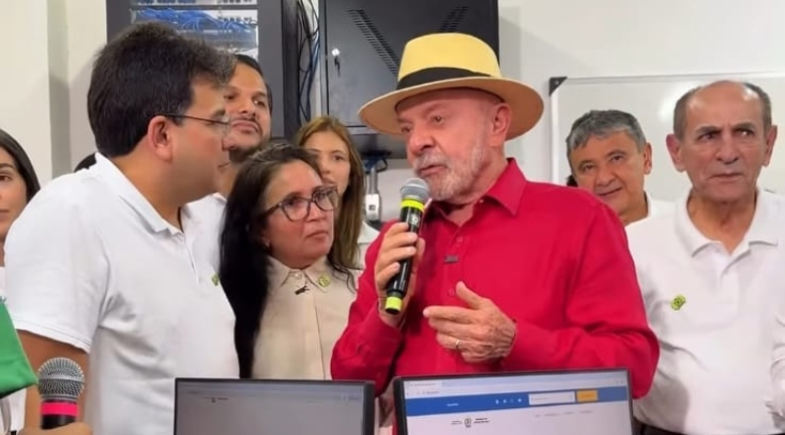 Presidente Lula durante visita ao CETI Júlia Nunes Alves, no bairro Itararé, em Teresina | Foto: Reprodução/Instagram/@rafael.fonteles